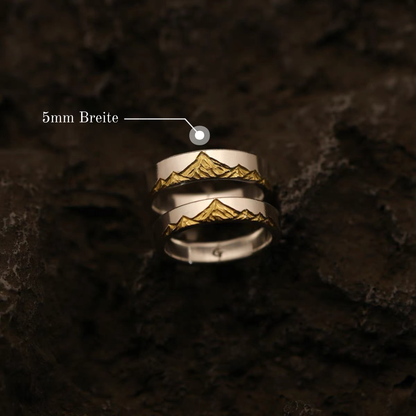 Signature Ring