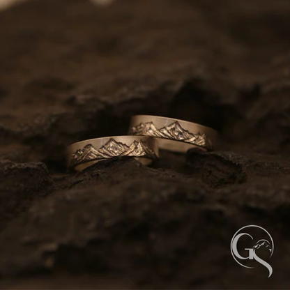 Signature Ring