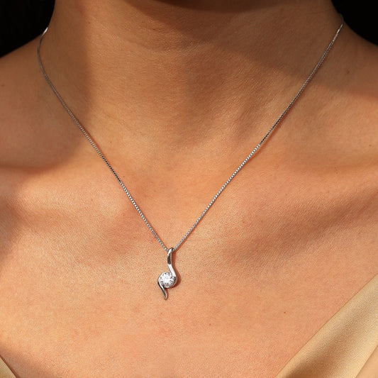 Alva – Moissanit Halskette