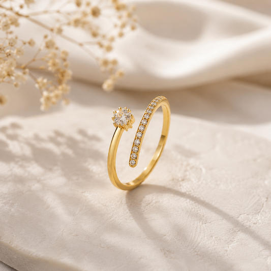 14K vergoldeter Gipfelschnuppe Ring aus 925 Sterling Silber mit Zirkonia-Stern und offener Ringform